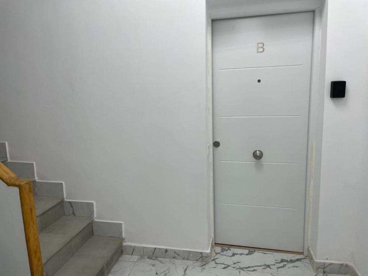 U2 Apartamento A Estrenar, Cerca De Metro 马德里 外观 照片